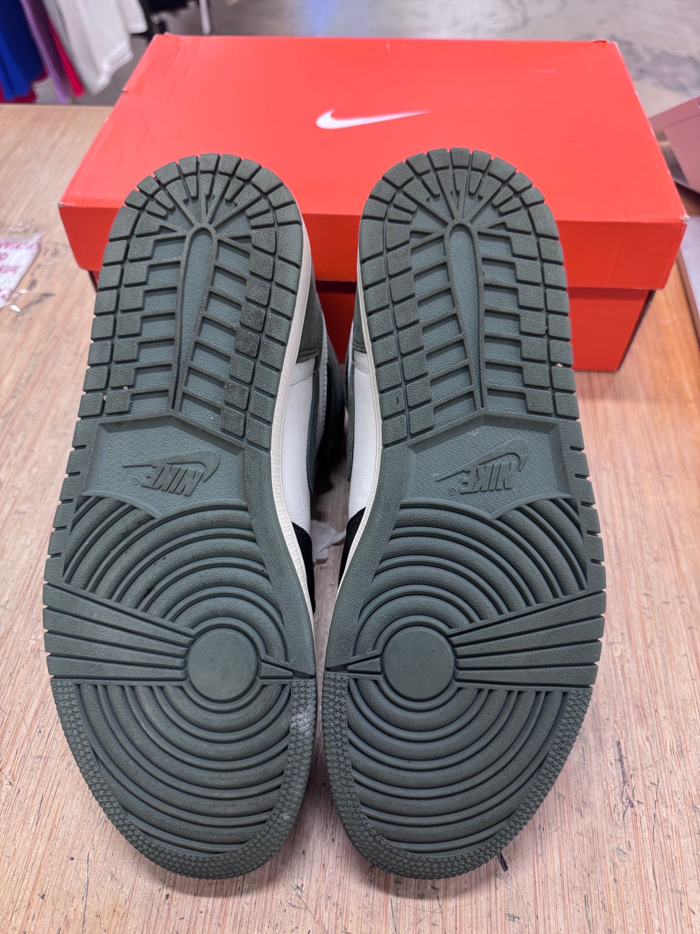 Jordan 1 Clay Green