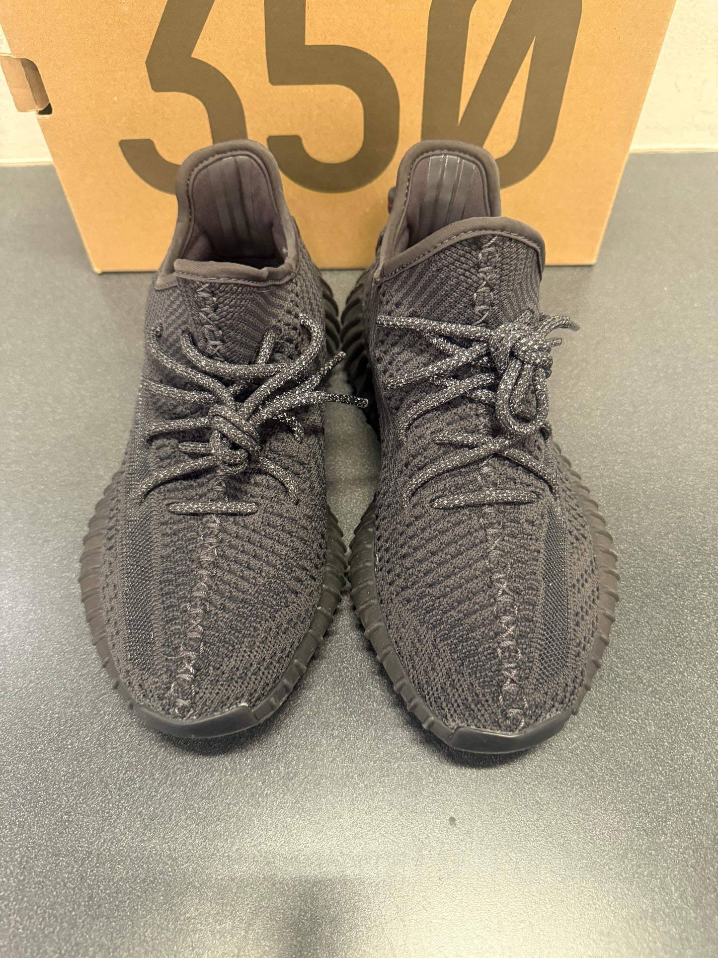 Yeezy 350 V2 Black (Non Ref)