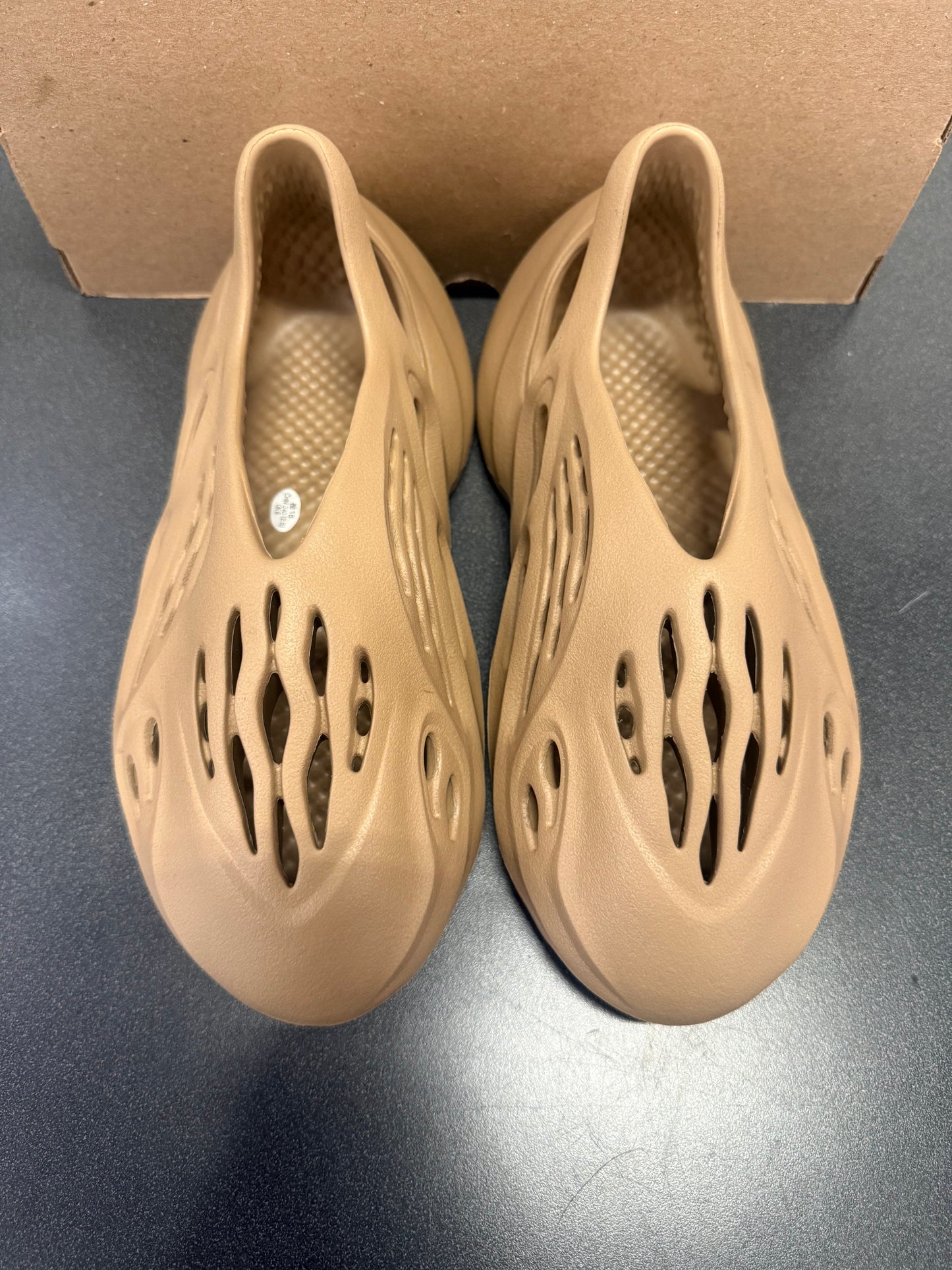 Foam RNNR Clay Taupe