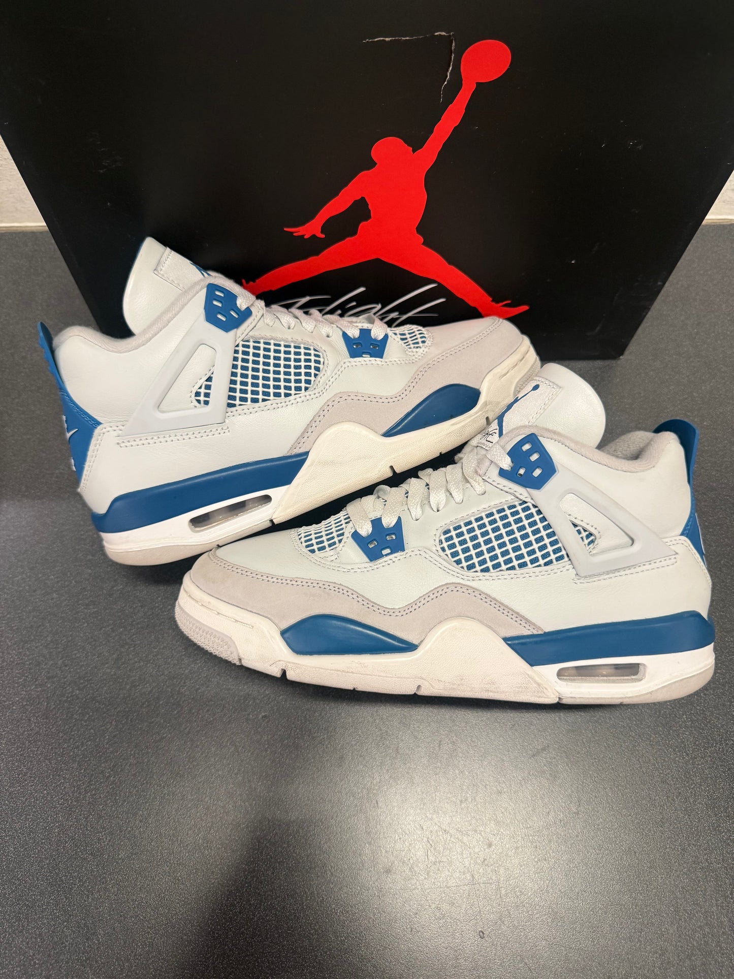 Jordan 4 Military Blue