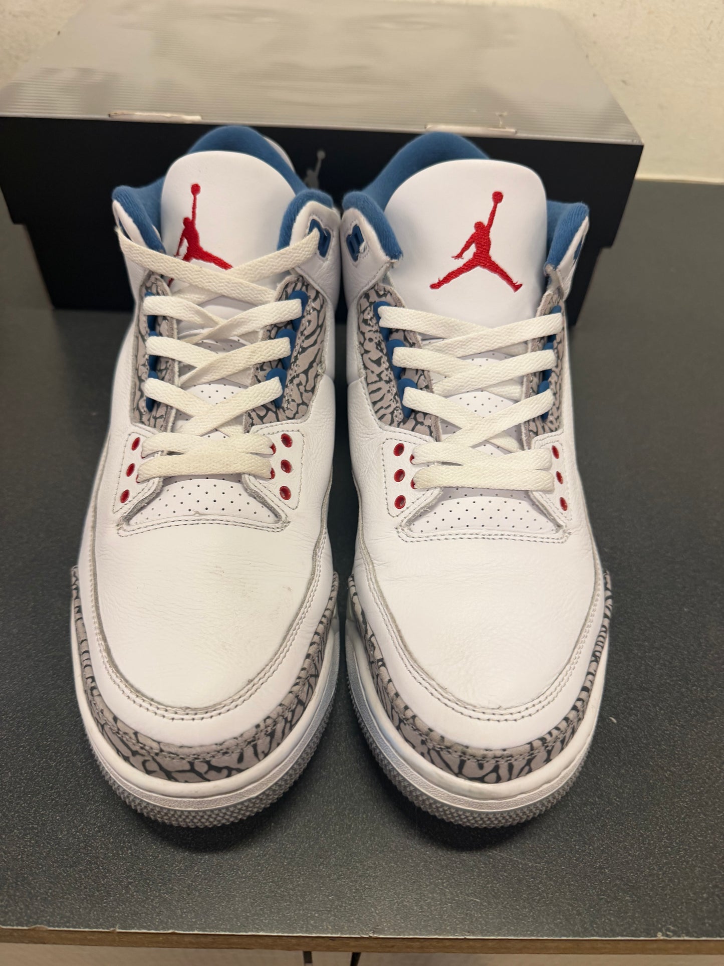 Jordan 3 True Blue