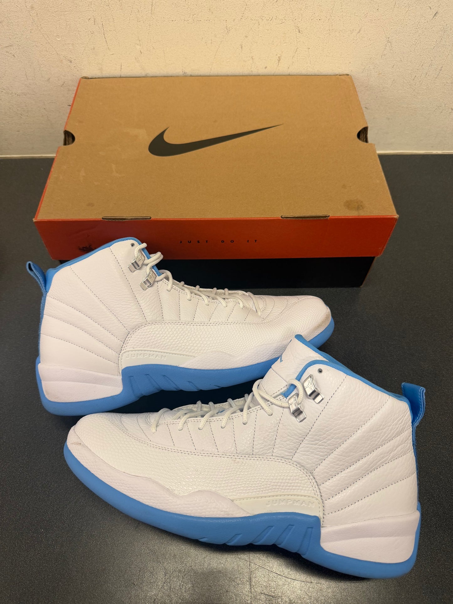 Jordan 12 Melo