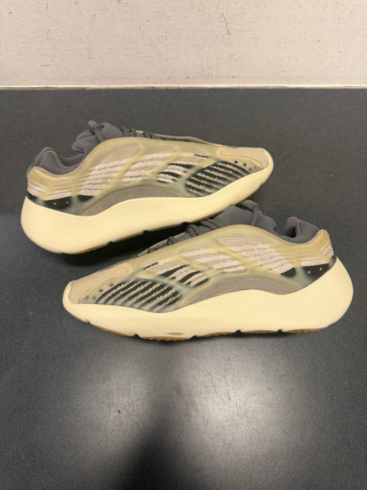 Yeezy 700 V3 Fade Salt