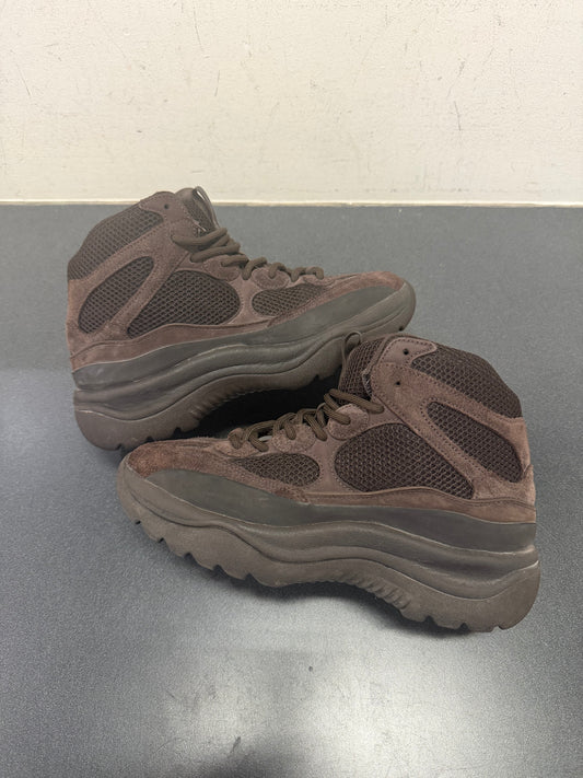 Yeezy Desert boot oil
