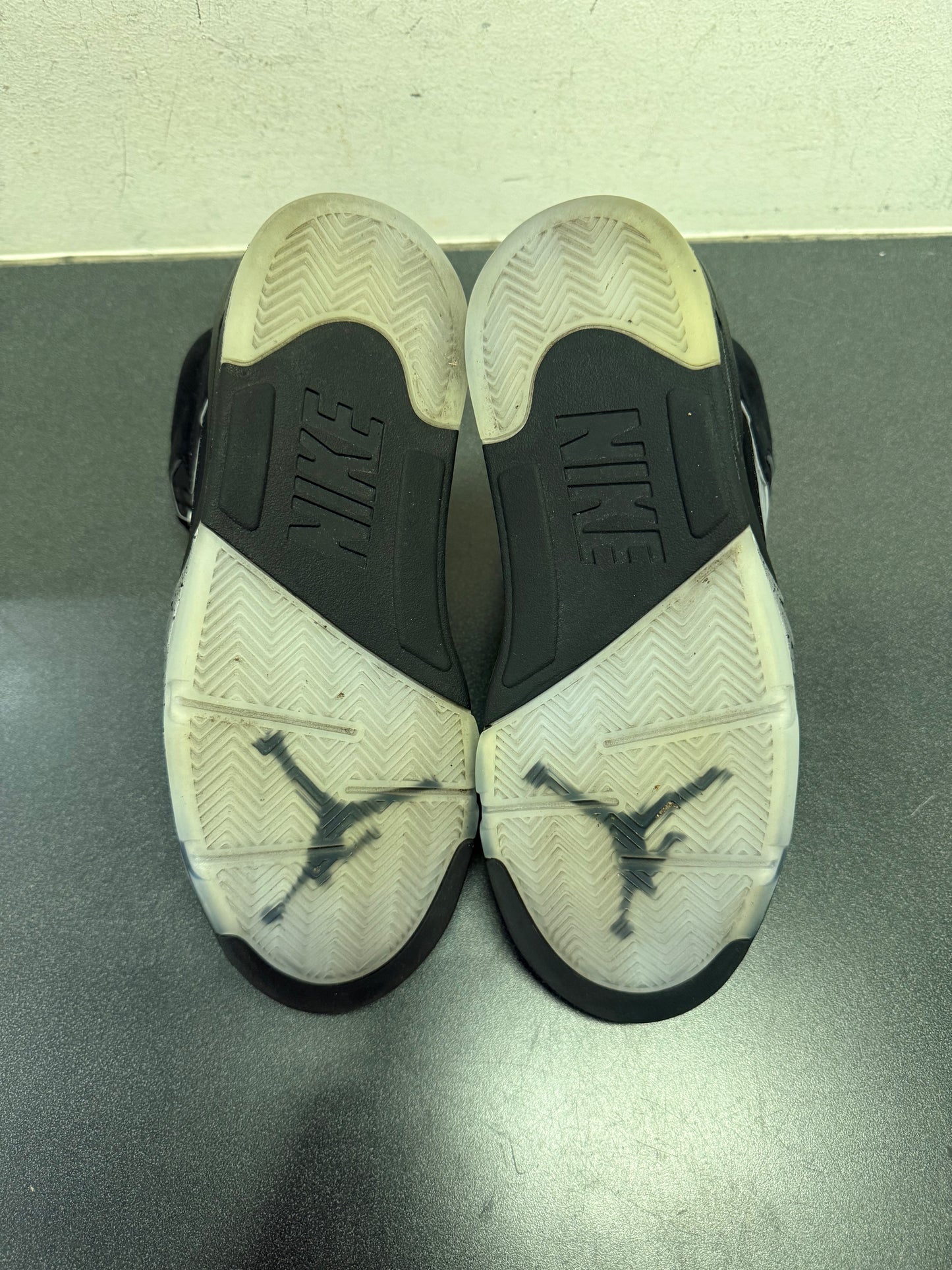 Jordan 5 Metallic