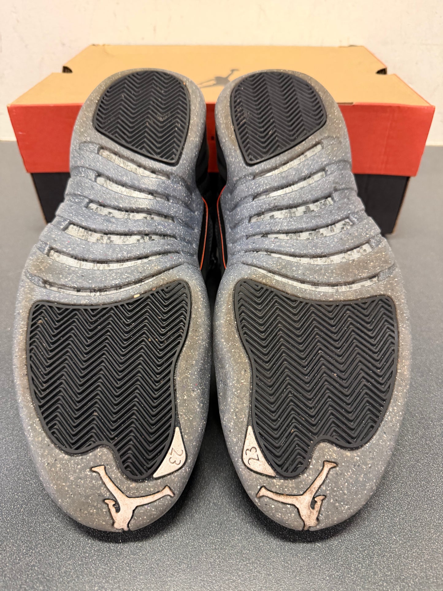 Jordan 12 Utility
