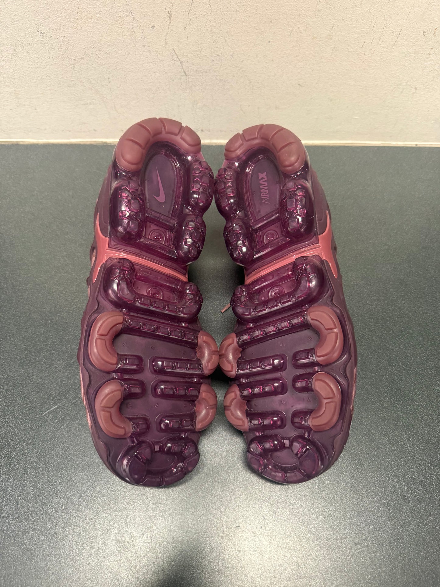 Vapormax Plus Maroon (W)