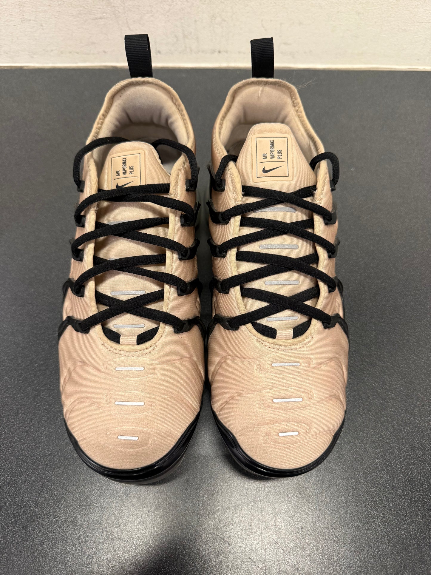 Vapormax Plus Beige Black