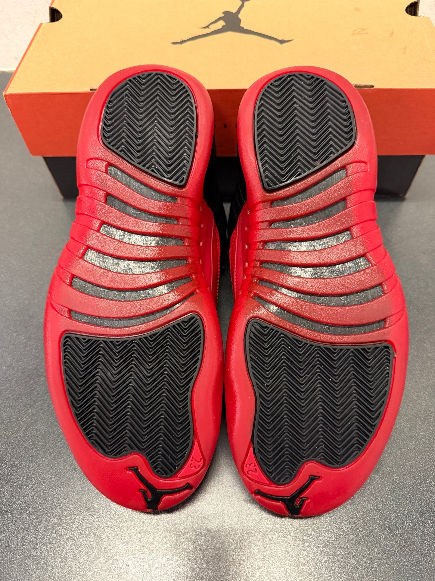 Jordan 12 Flu Game (2016)