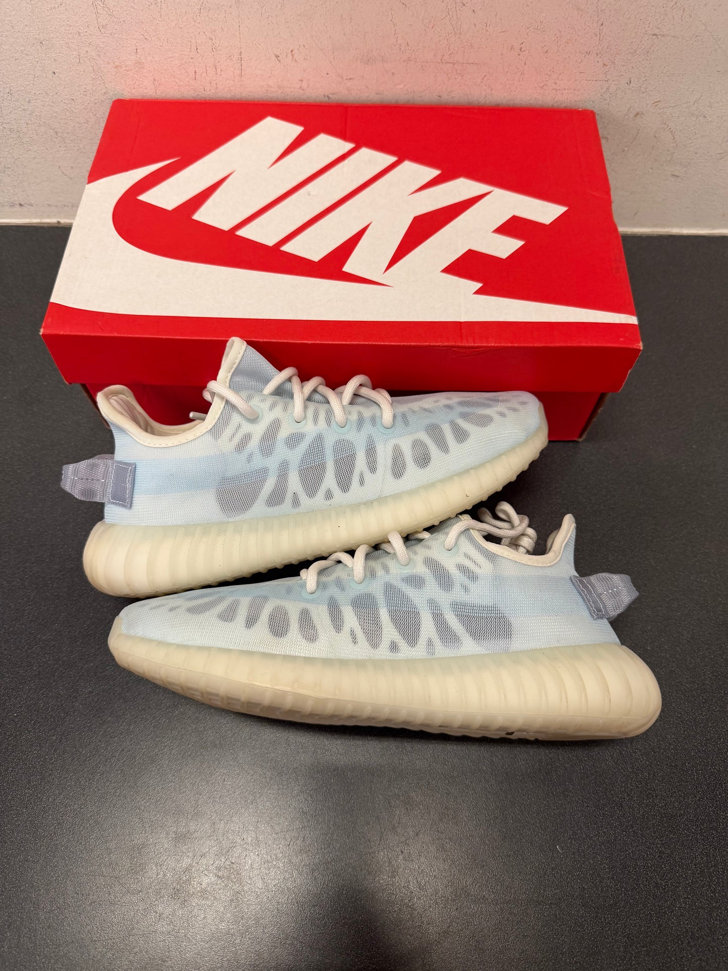 Yeezy 350 Mono Ice