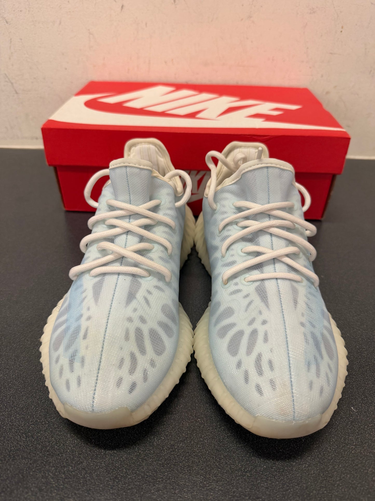 Yeezy 350 Mono Ice