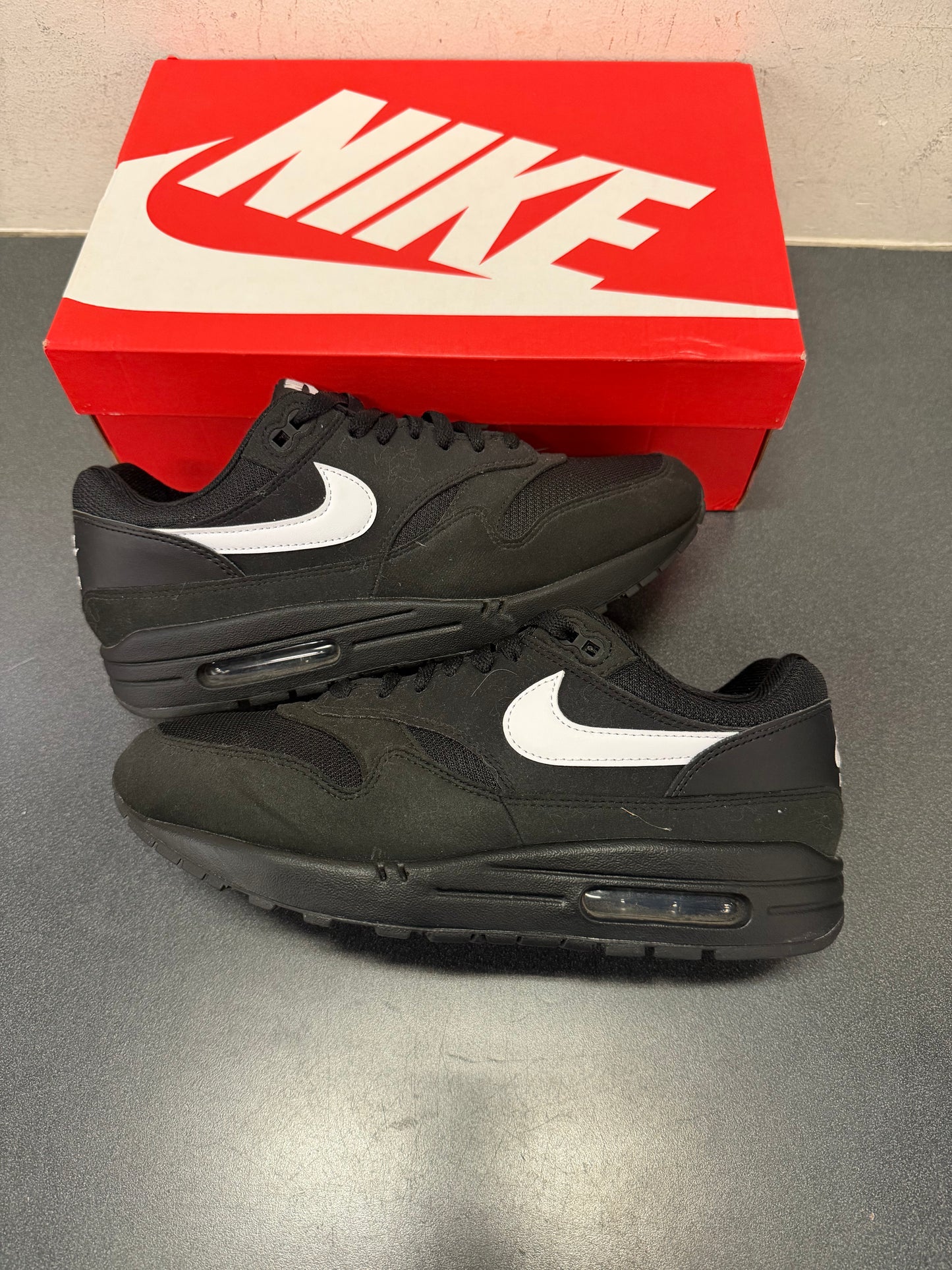 Air max Black/White Swoosh