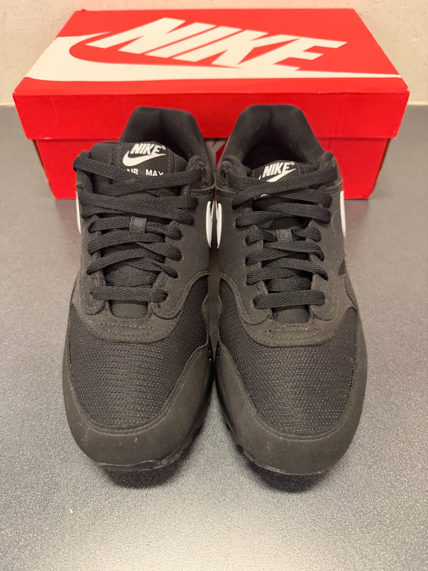 Air max Black/White Swoosh