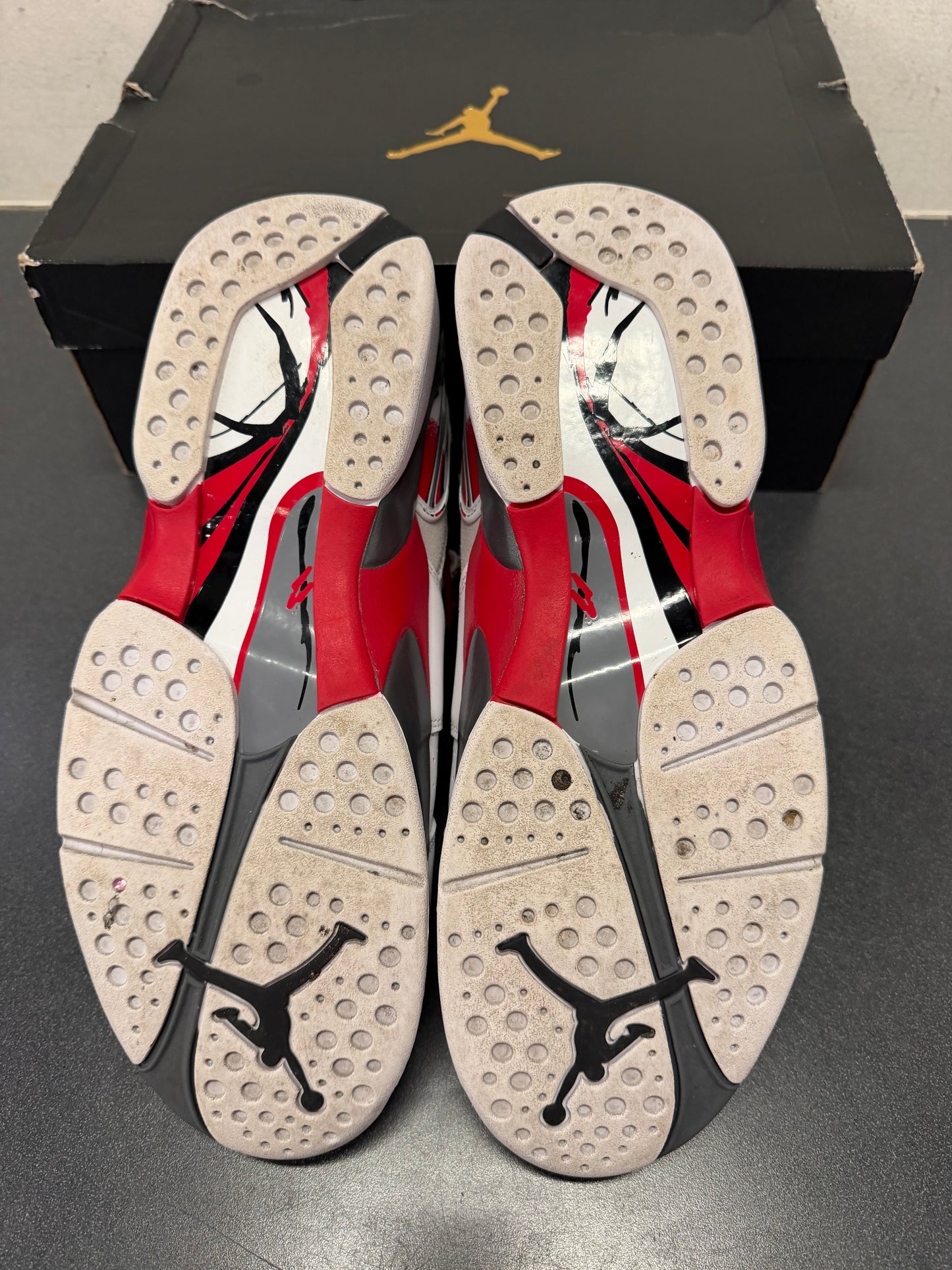 Jordan 8 Bugs Bunny