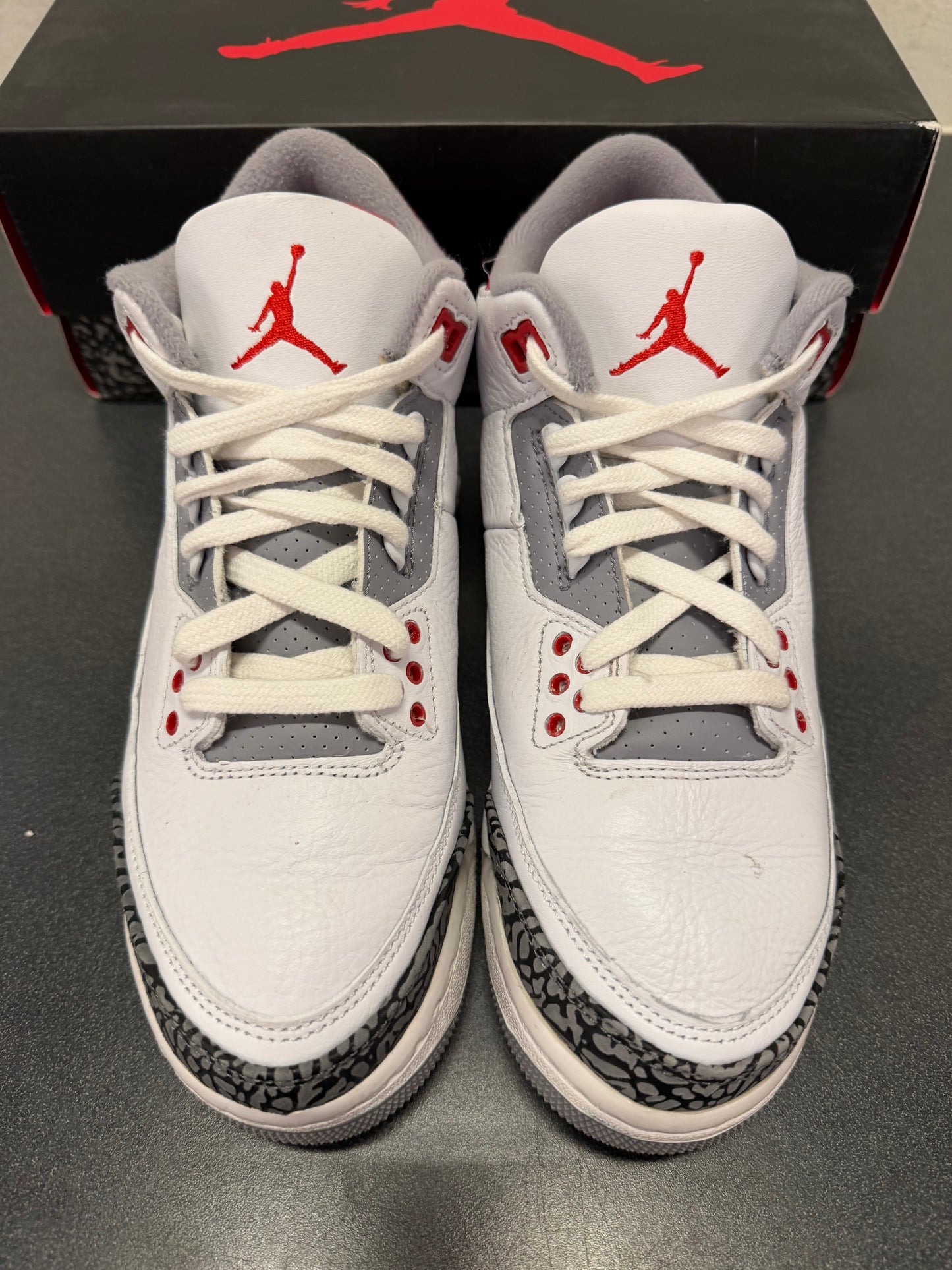 Jordan 3 Fire Red