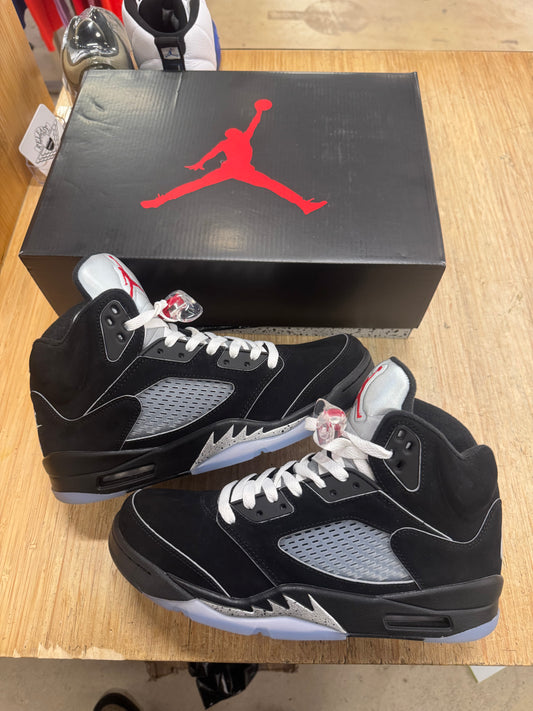 Jordan 5 Black Metallic