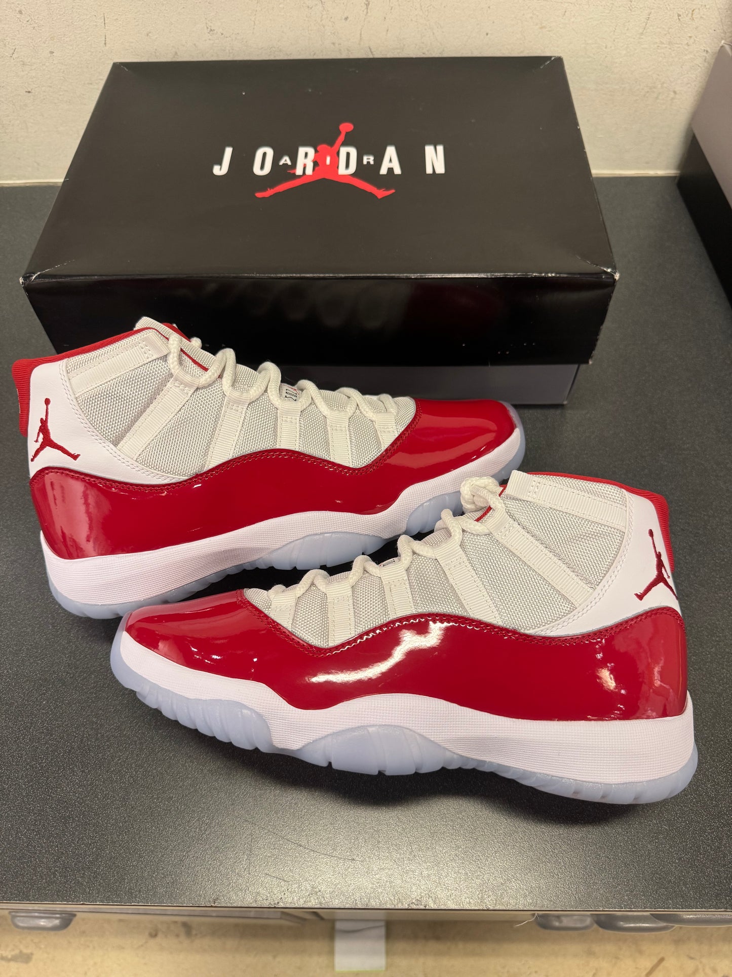 Jordan 11 Cherry