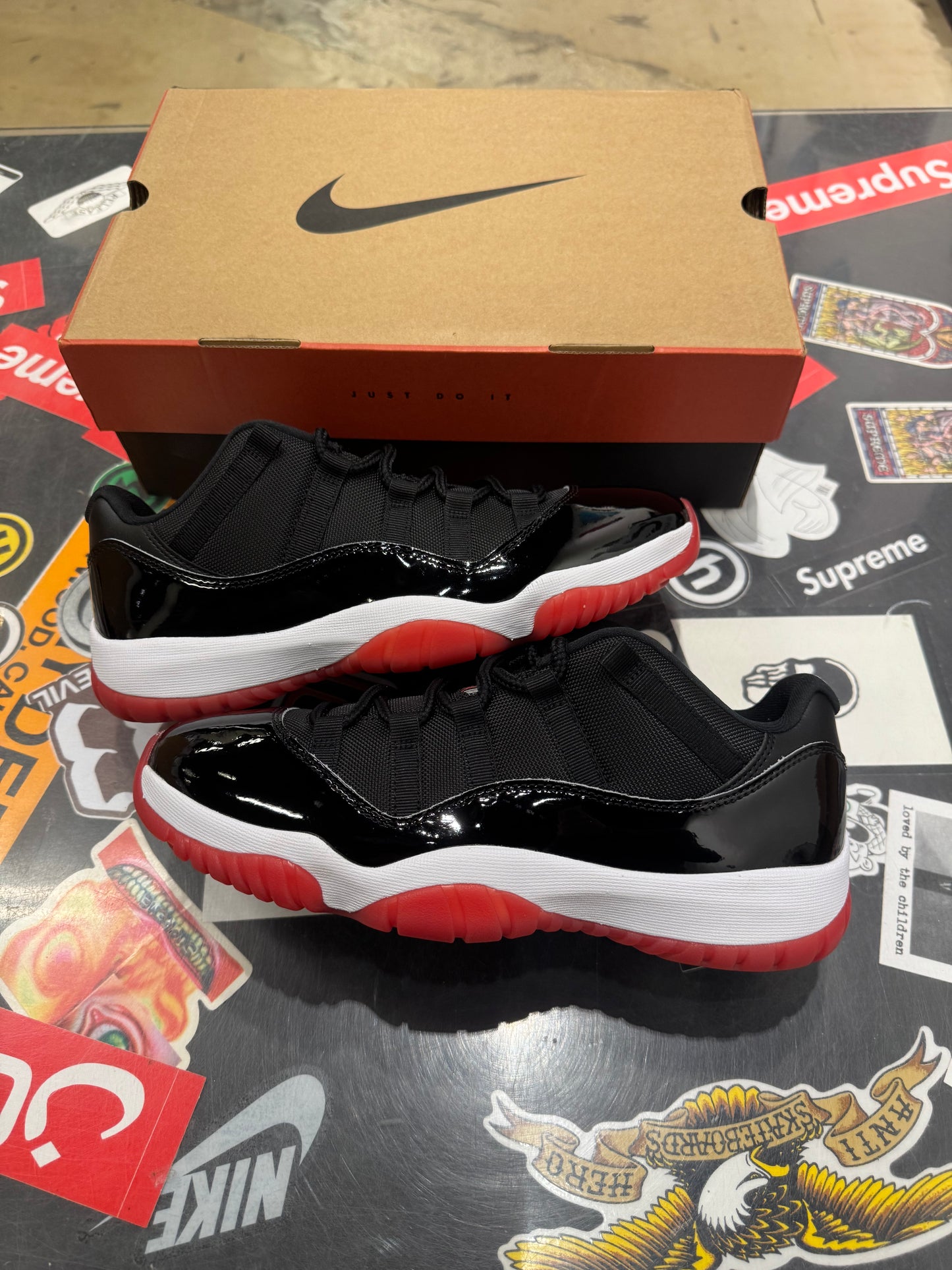Jordan 11 low Bred