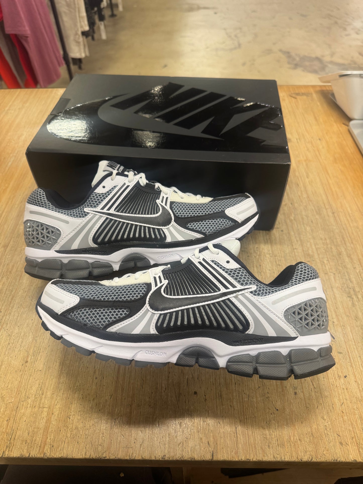 Nike Vomero Dark Grey Black White