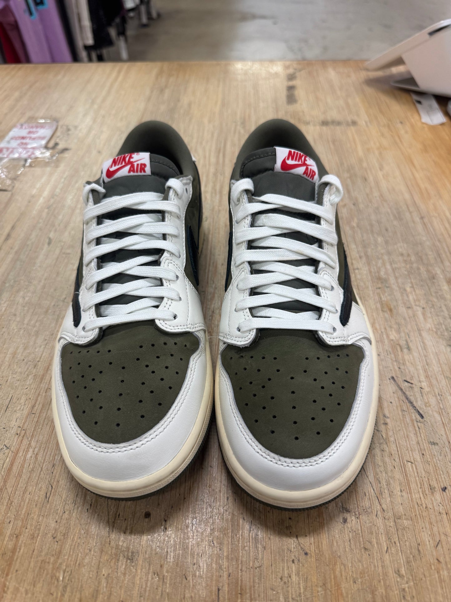 Travis Scott Jordan 1 Medium Olive