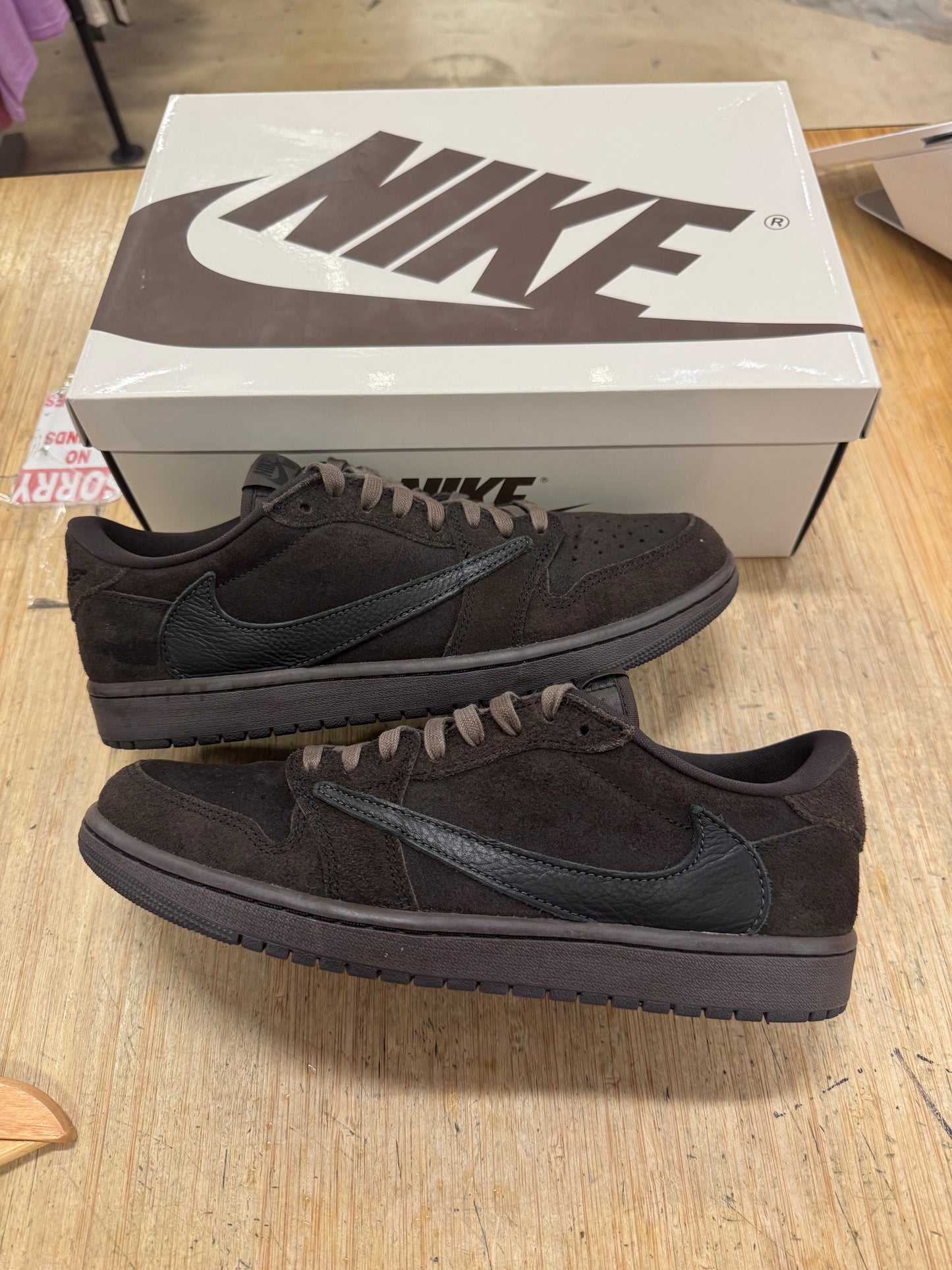 Travis Scott Jordan 1 Velvet Brown