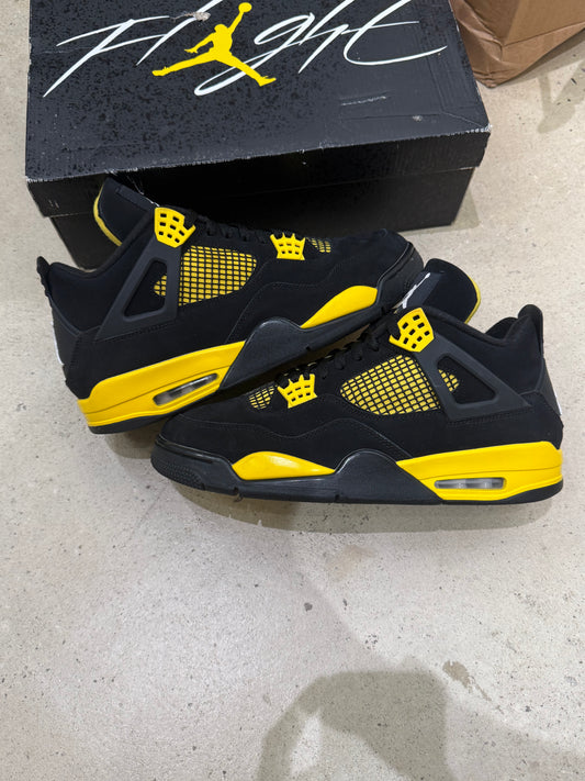 Jordan 4 Thunder