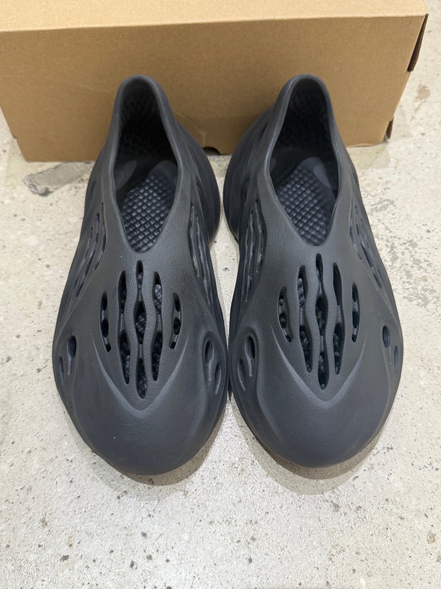 Yeezy Foam RNNR Onyx