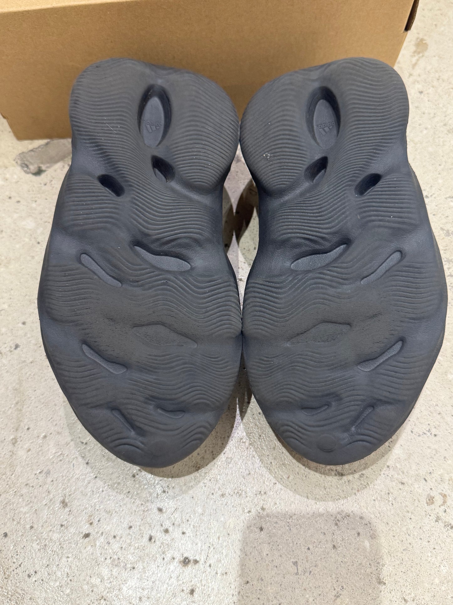 Yeezy Foam RNNR Onyx
