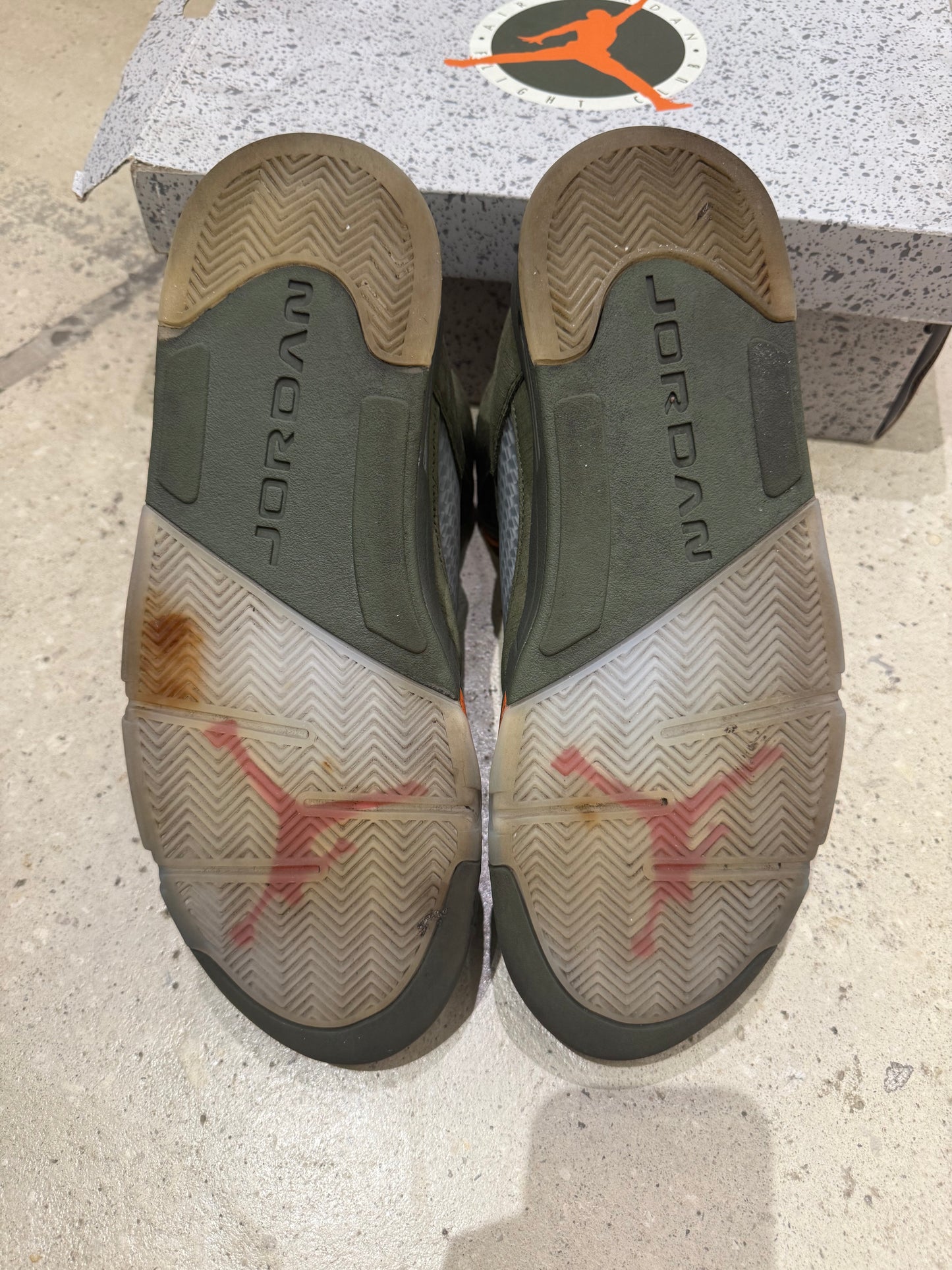 Jordan 5 Olive