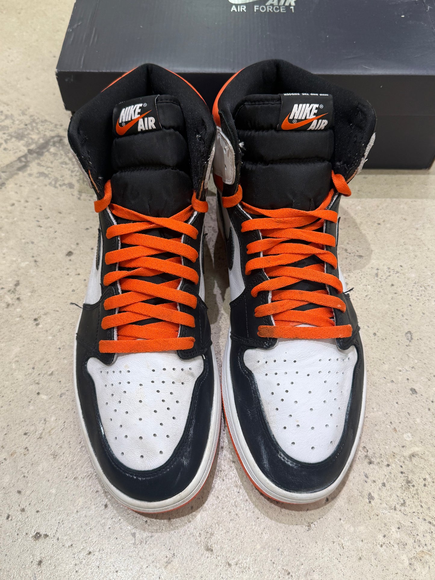 Jordan 1 Electro Orange