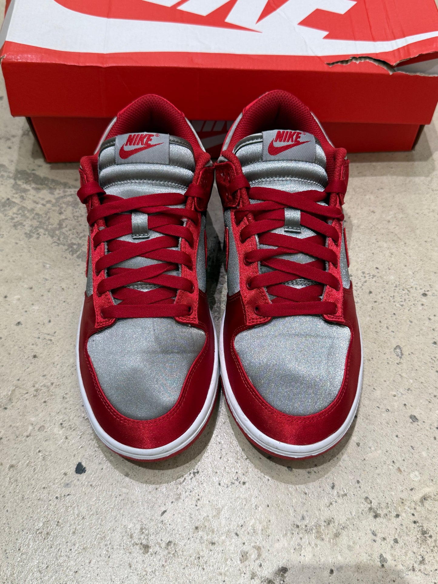 Dunk Low UNLV Satin (W)
