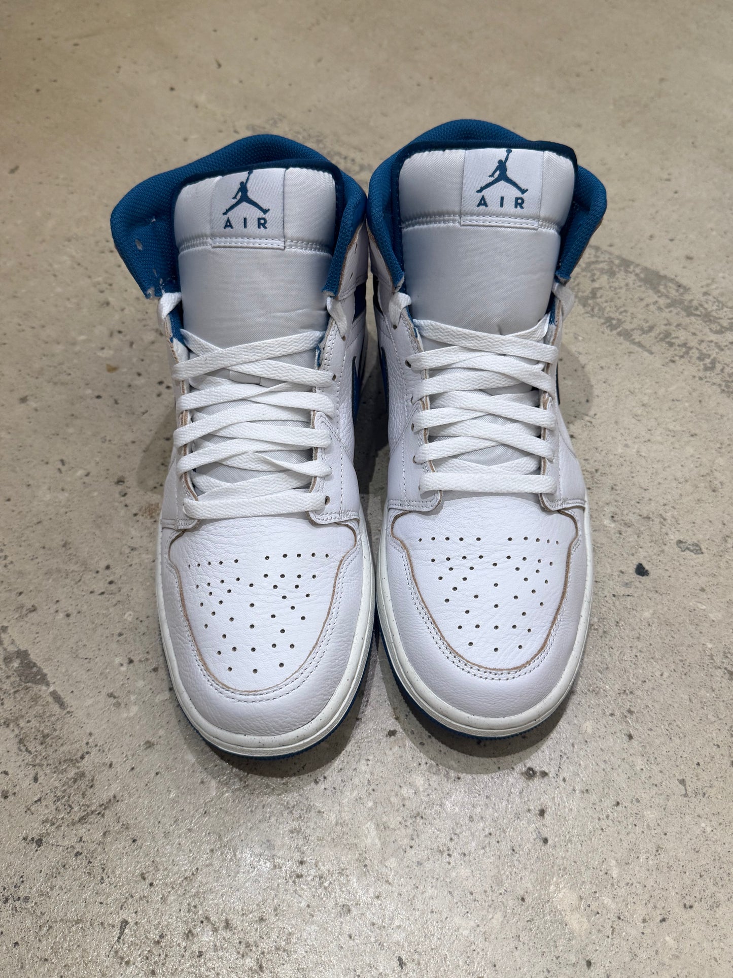 Jordan 1 Mid Industrial Blue