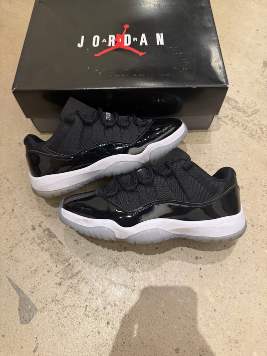 Jordan 11 Low Space Jam