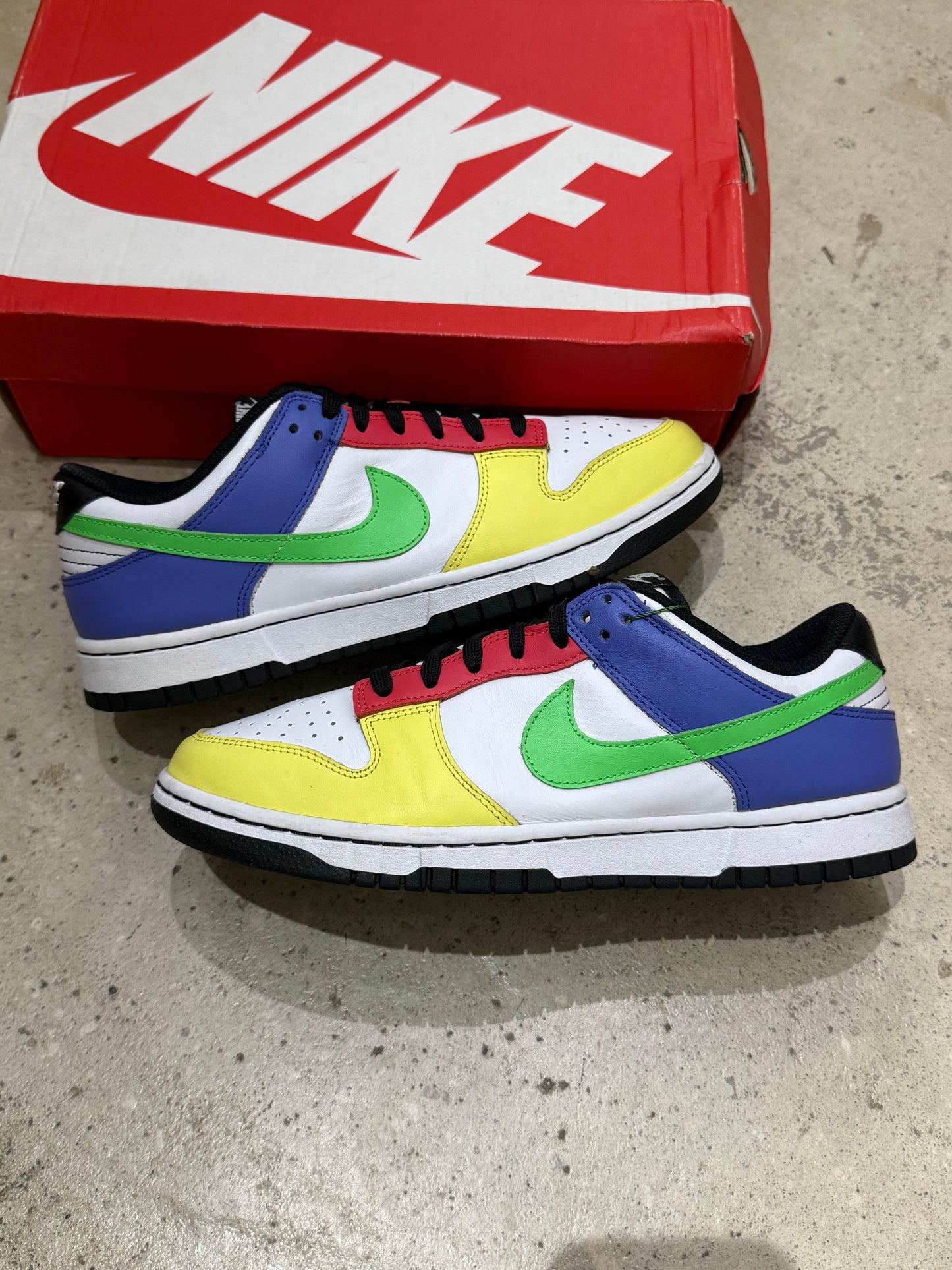 Dunk Low Green Strike (W)