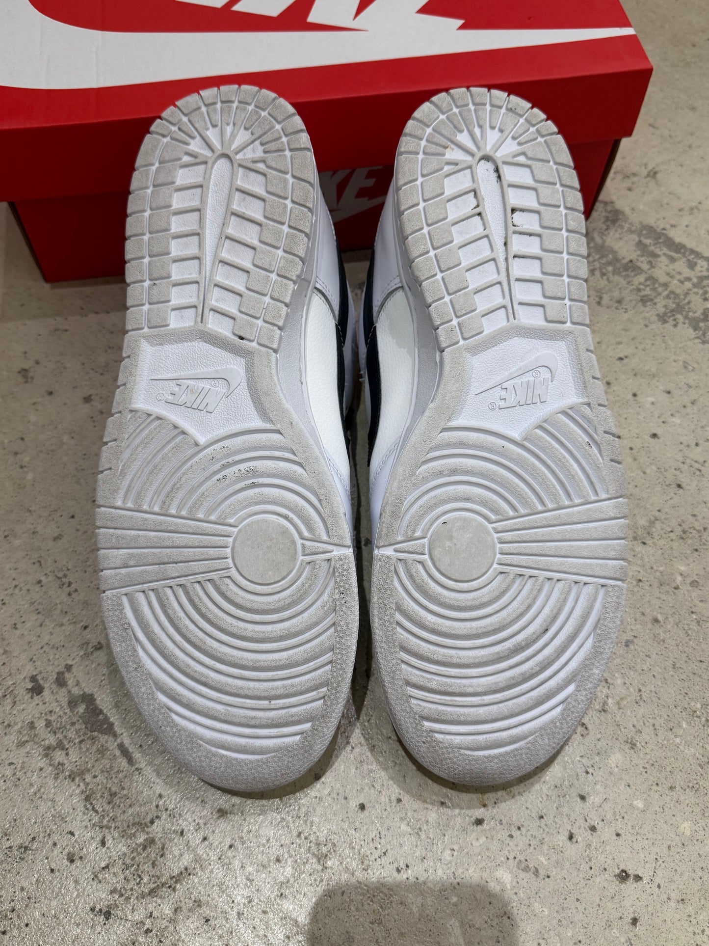 Dunk Low Reverse Panda