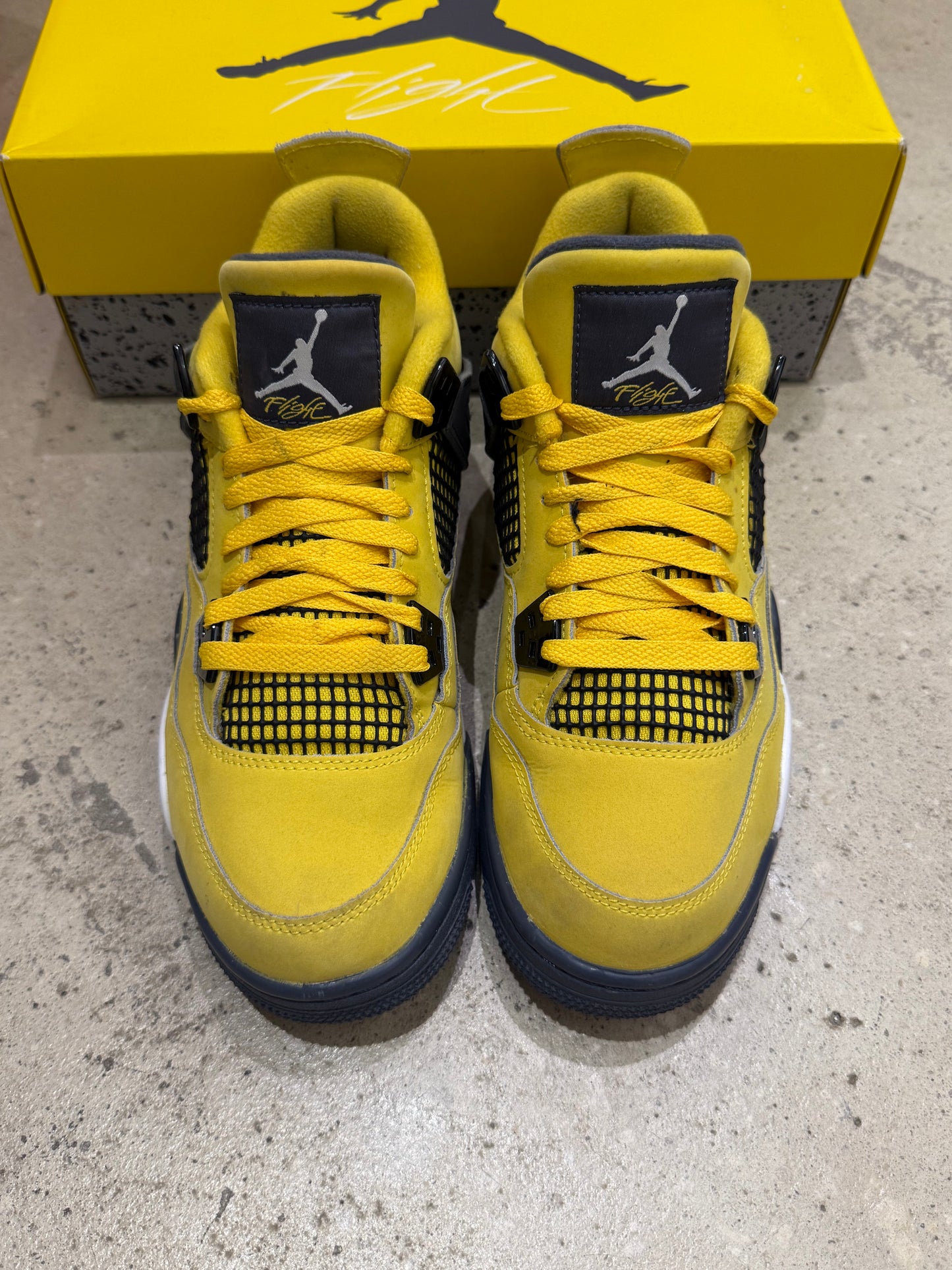 Jordan 4 Lightning