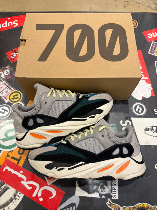 Yeezy 700 Waverunner