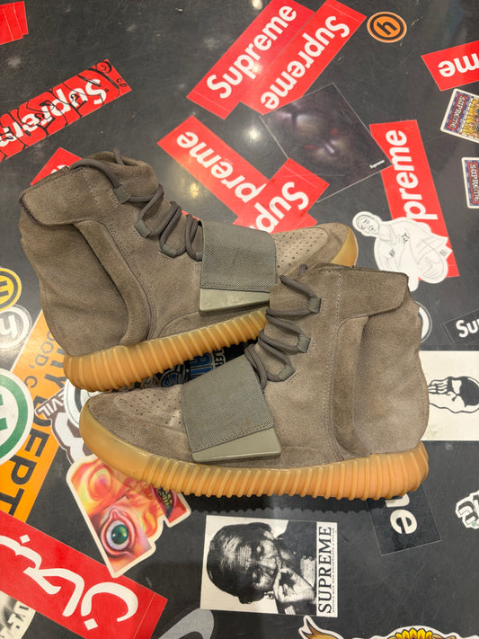 Yeezy 750 Grey gum