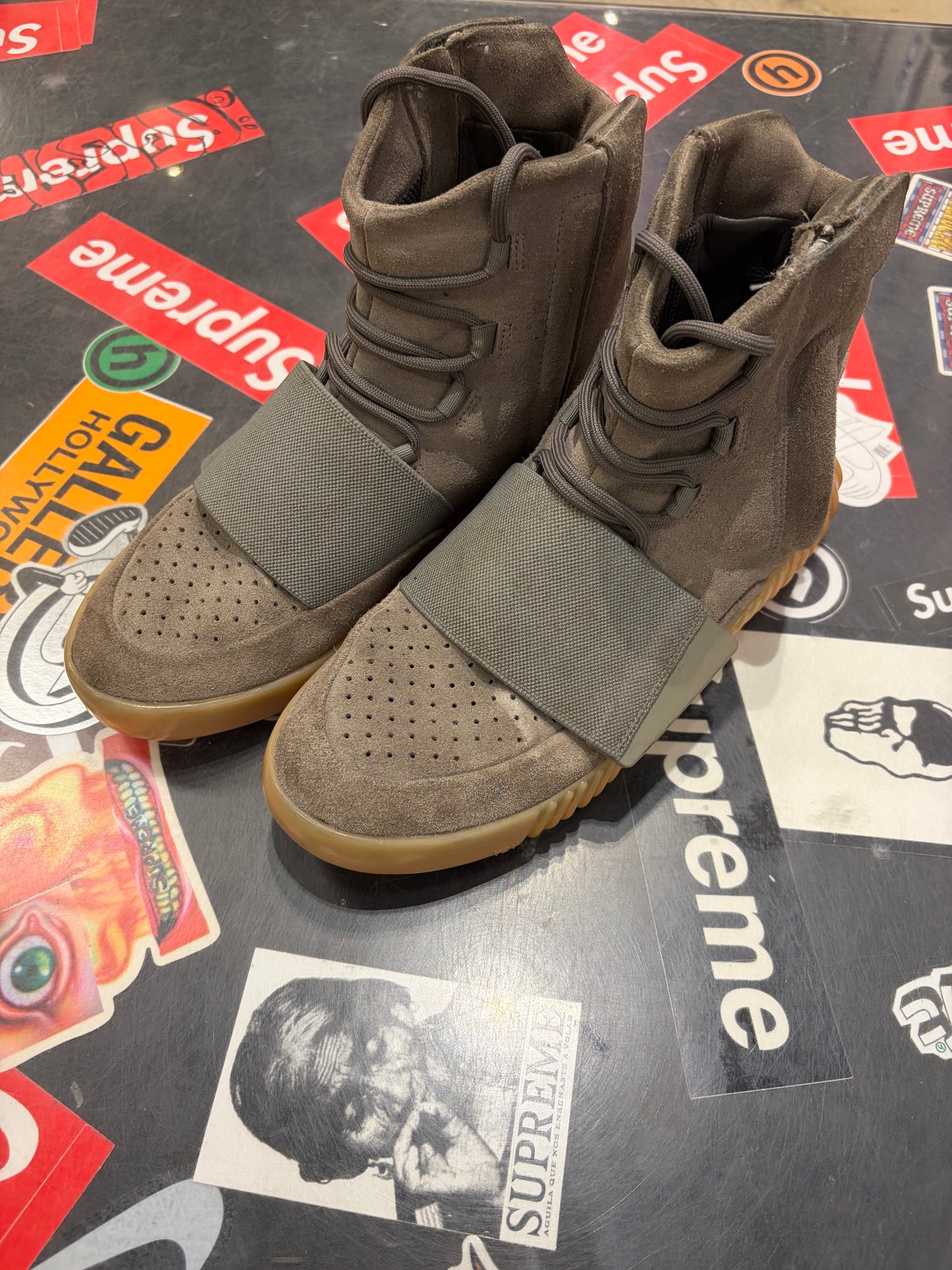 Yeezy 750 Grey gum
