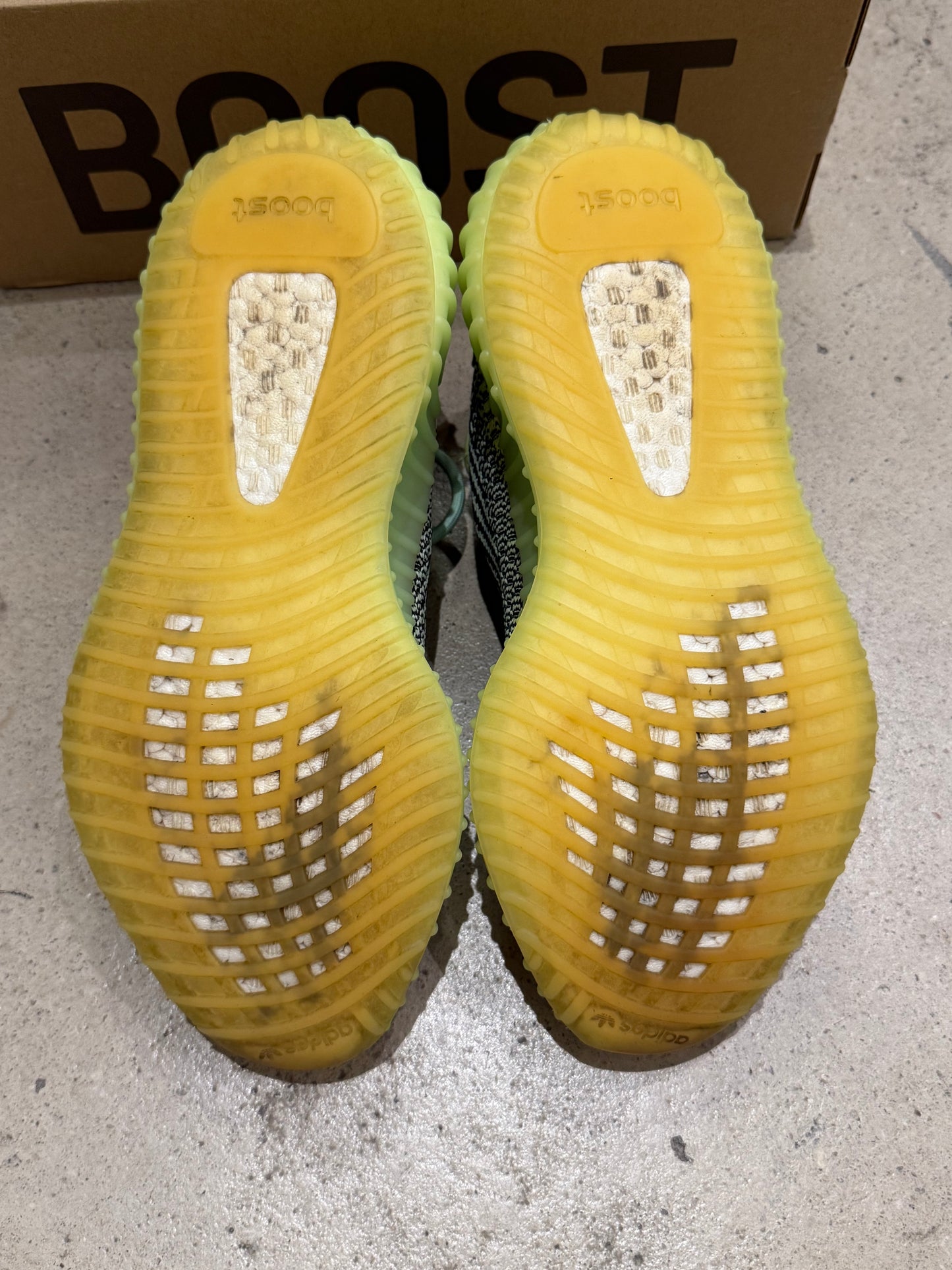 Yeezy 350 Yeezreel