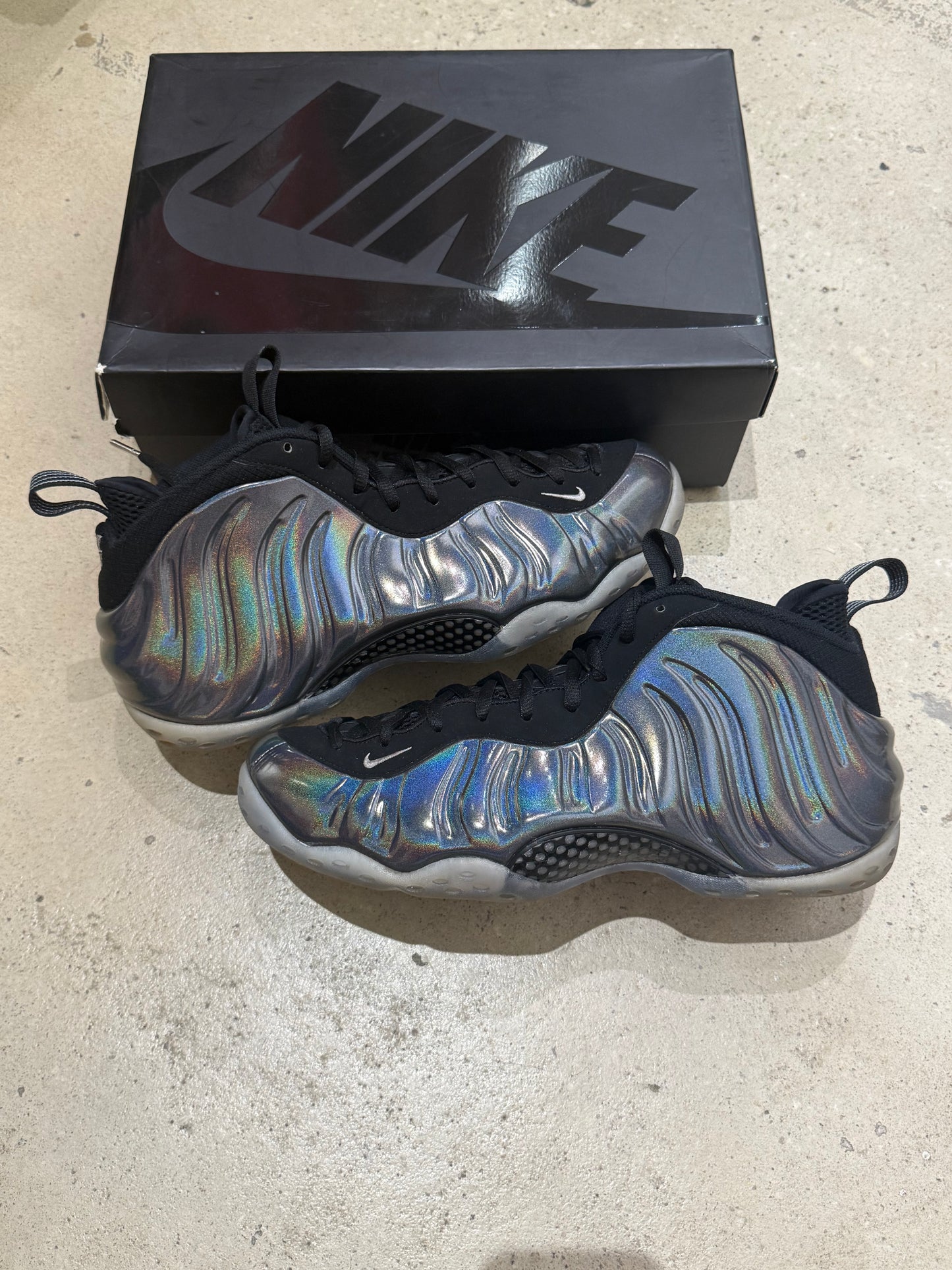 Foamposite Hologram