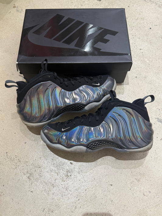 Foamposite Hologram