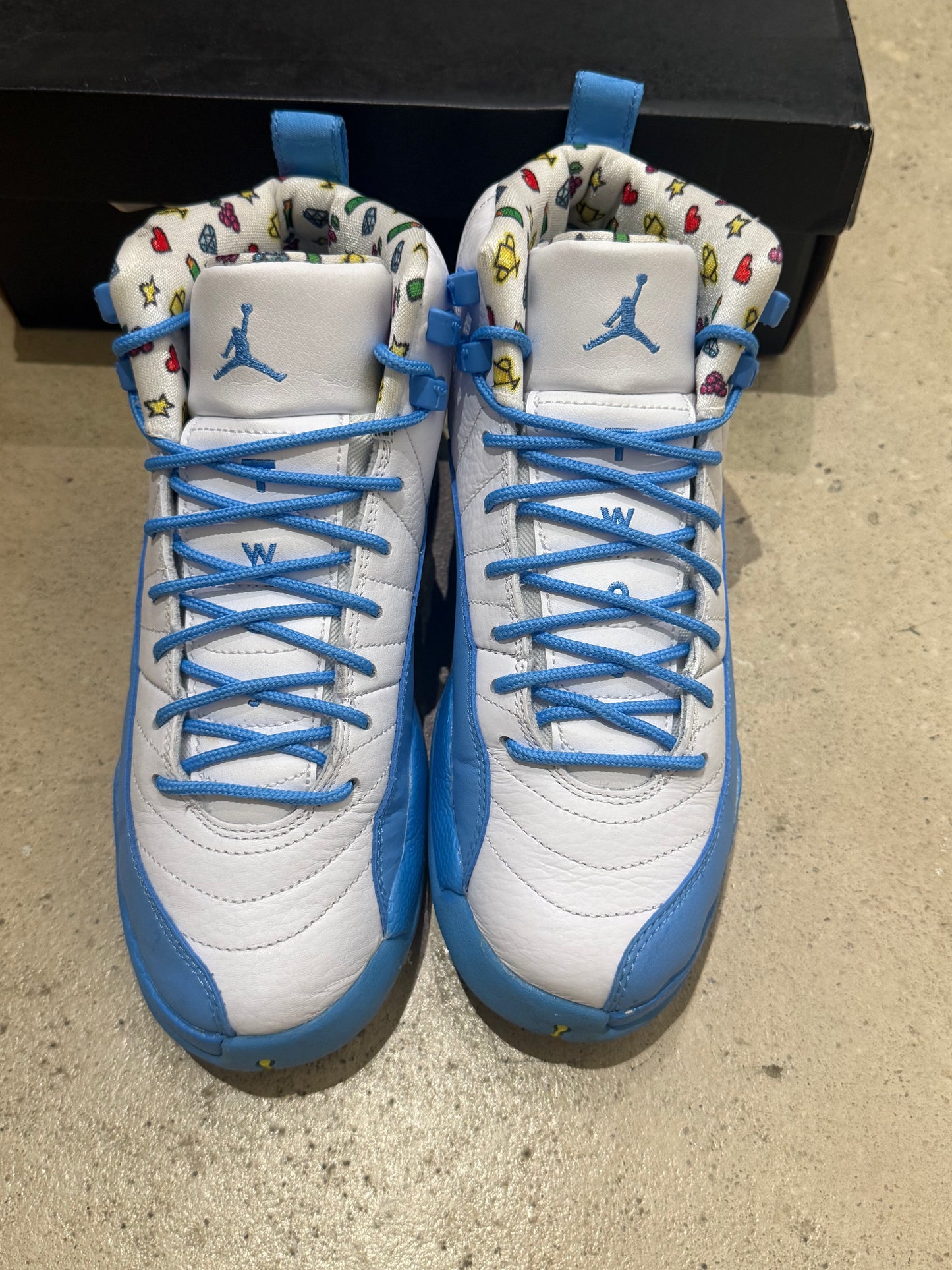 Jordan 12 Emoji