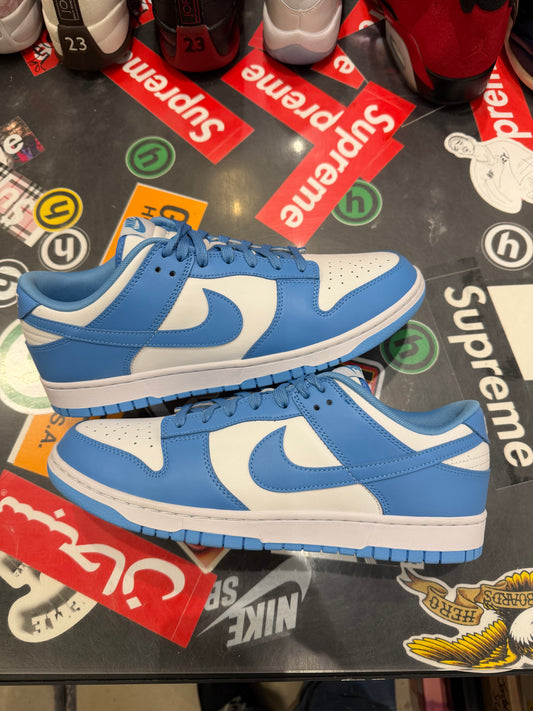Dunk Low UNC