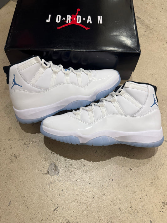 Jordan 11 Legend Blue