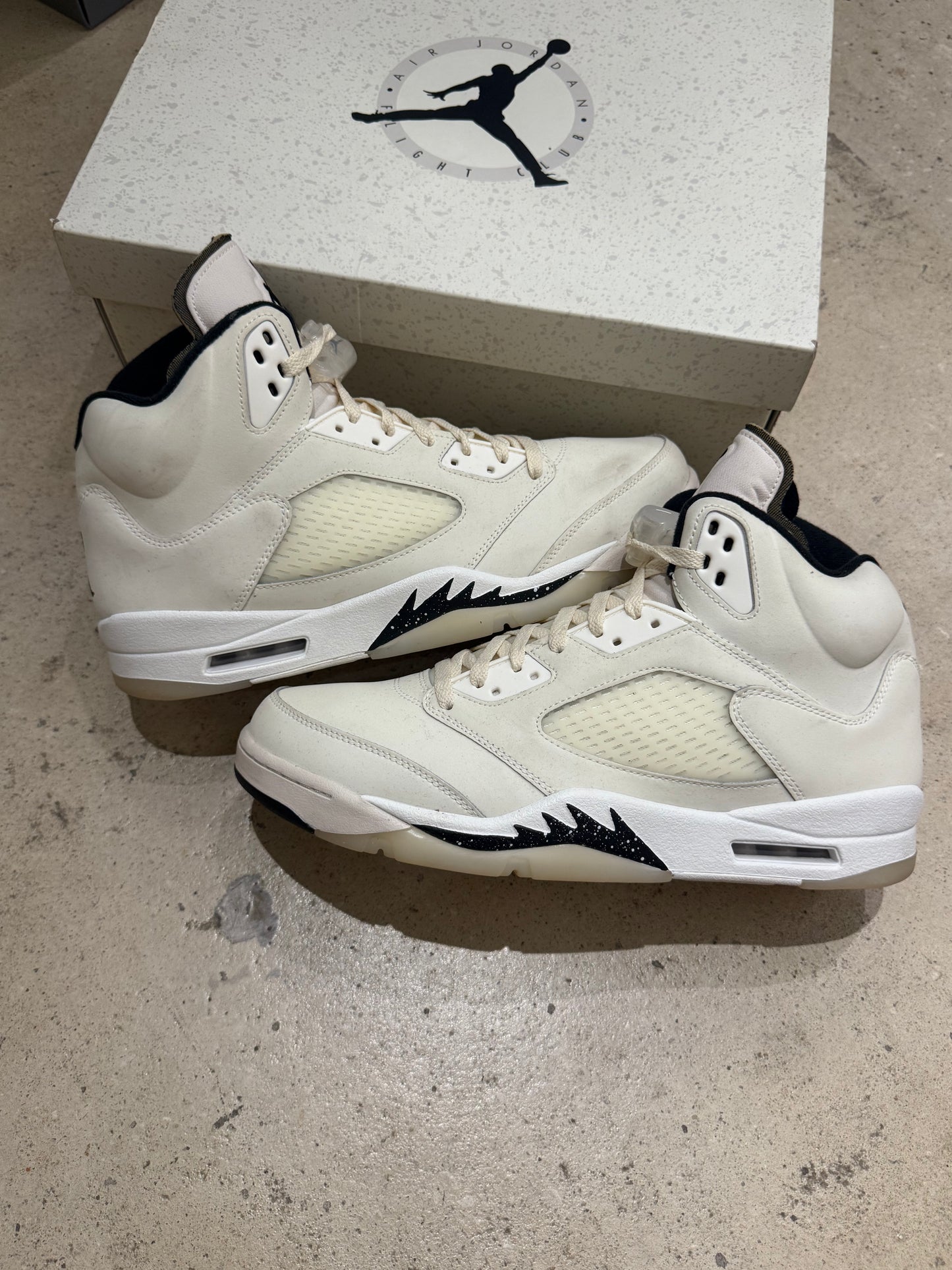 Jordan 5 Sail