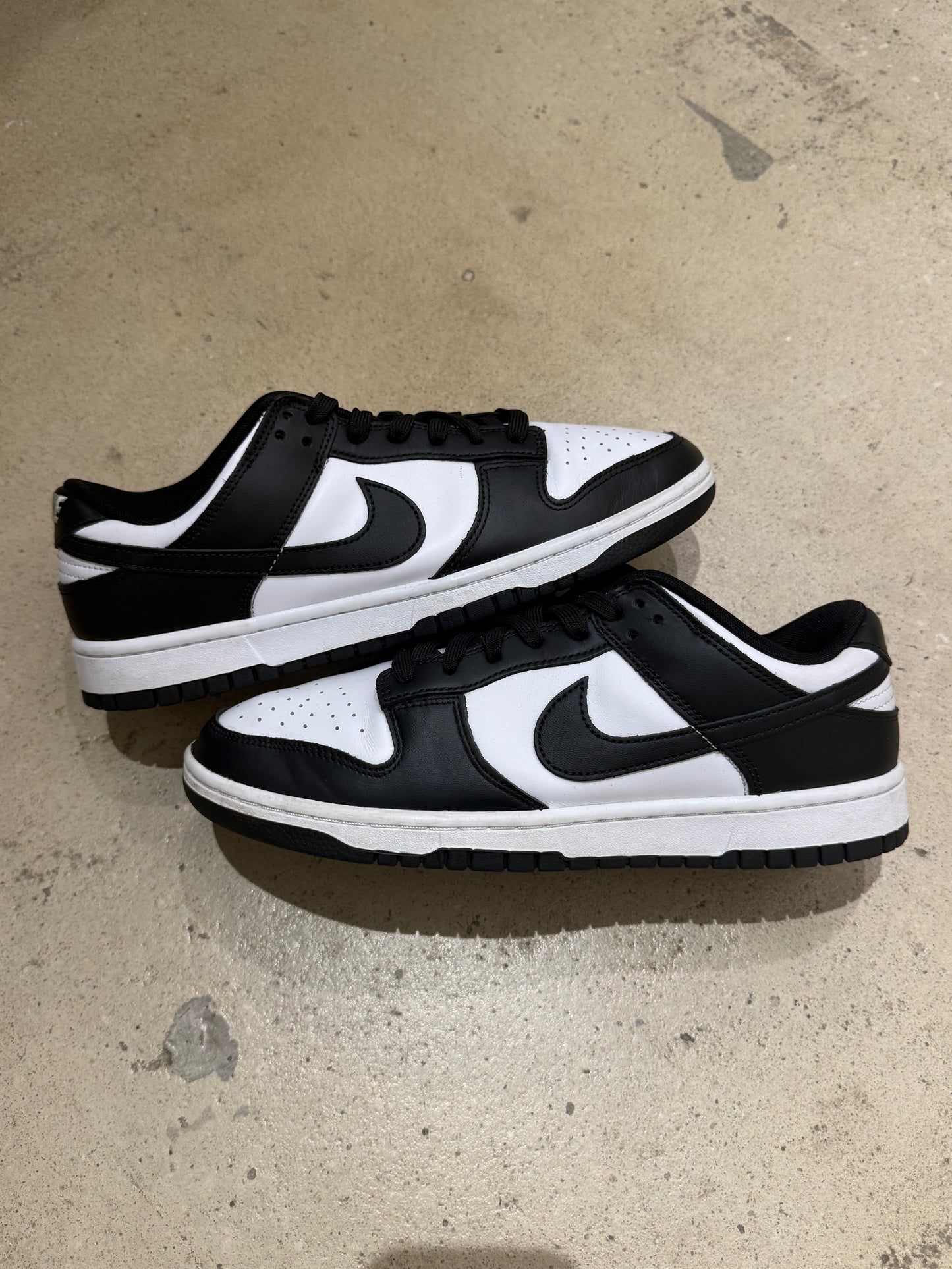 Dunk Low Black/White
