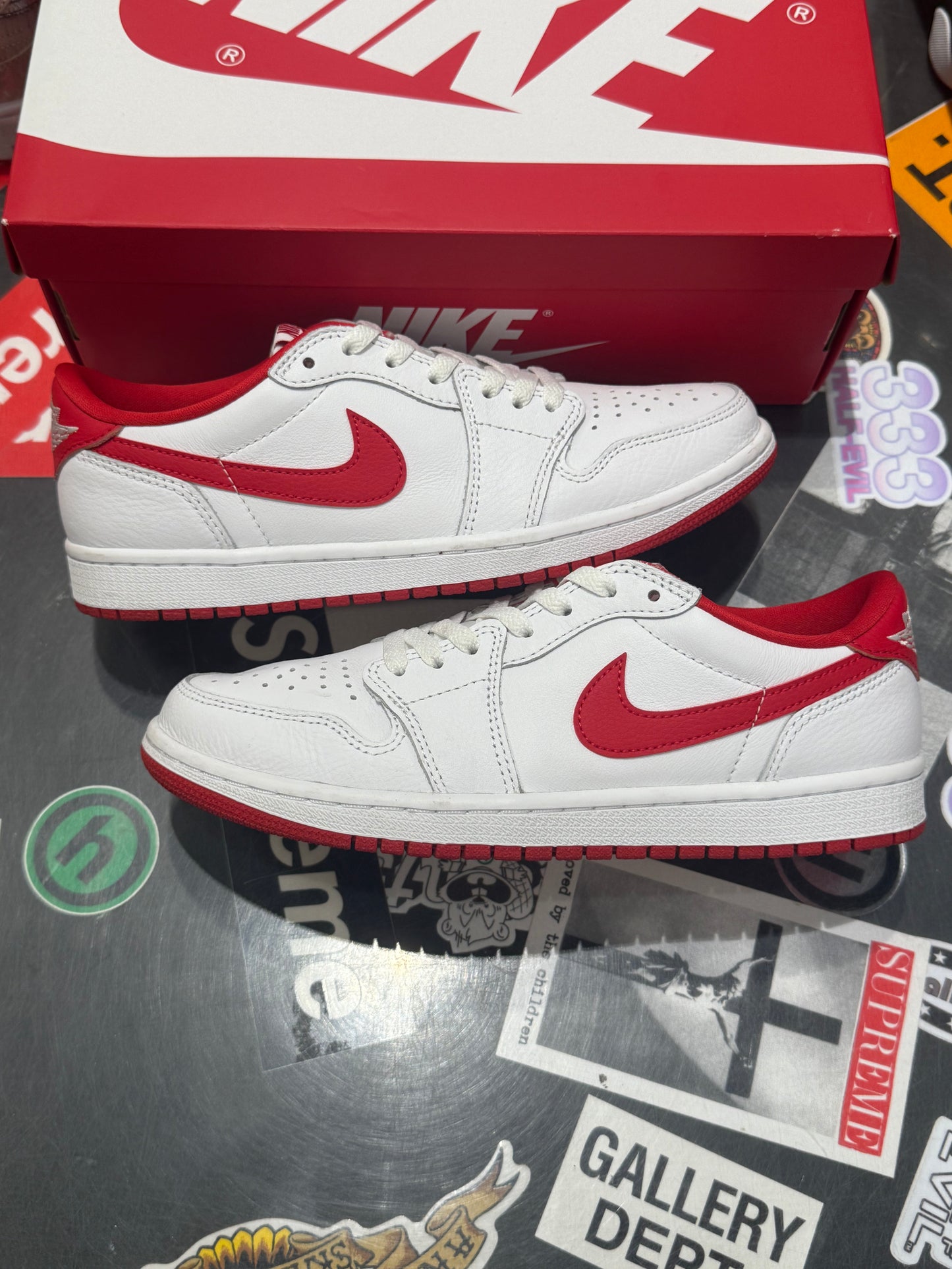 Jordan 1 Low University Red