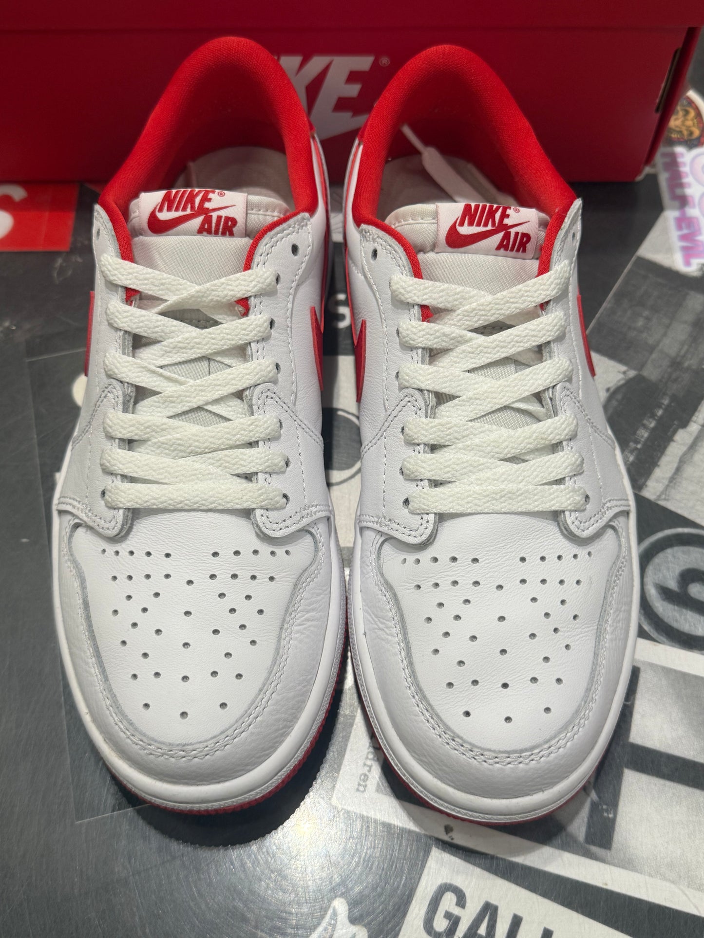 Jordan 1 Low University Red