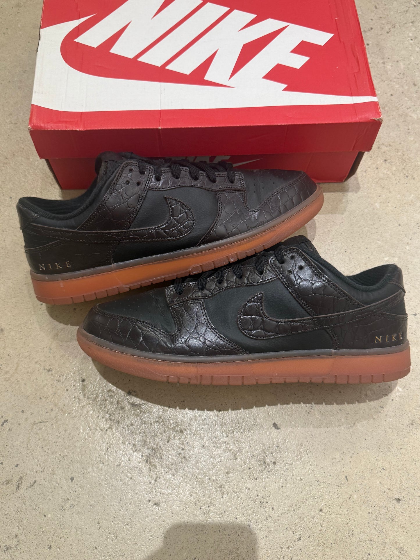 Dunk Low Velvet Brown/Black